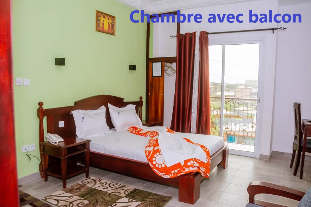 chambre_avec_balcon_avec_texte